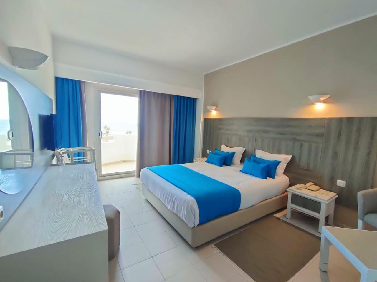 Resort Helya 4*